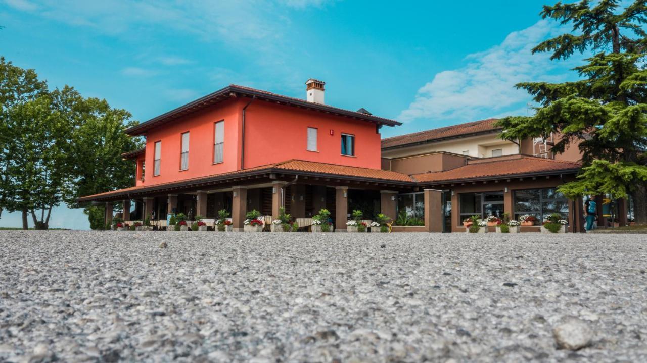 Hotel Ai Cjastinars Sant'Antonio  Exteriör bild